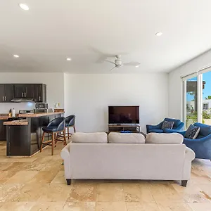 Cabo - G3 Punta Arena - 3 Bed 2.5 Bath Holiday home