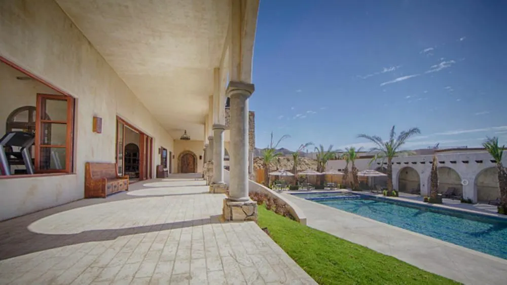 Ventanas Hotel & Residences Cabo San Lucas
